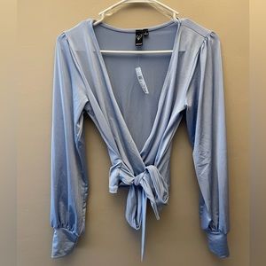 NWT-Windsor tie top